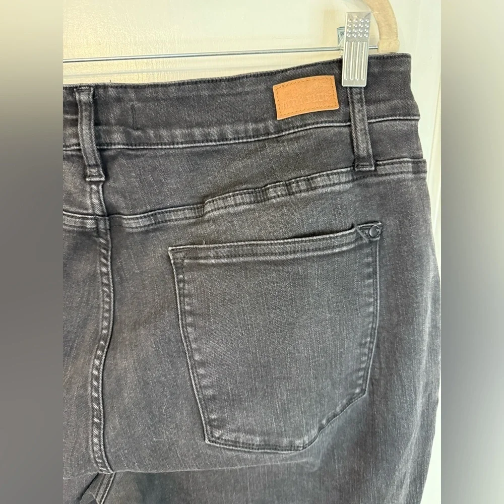 Judy Blue Black Mid-Rise Distressed Stretchy Straight Slim Fit Jeans - Size 20W